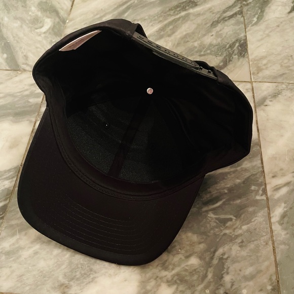 NY Hat - Picture 4 of 4